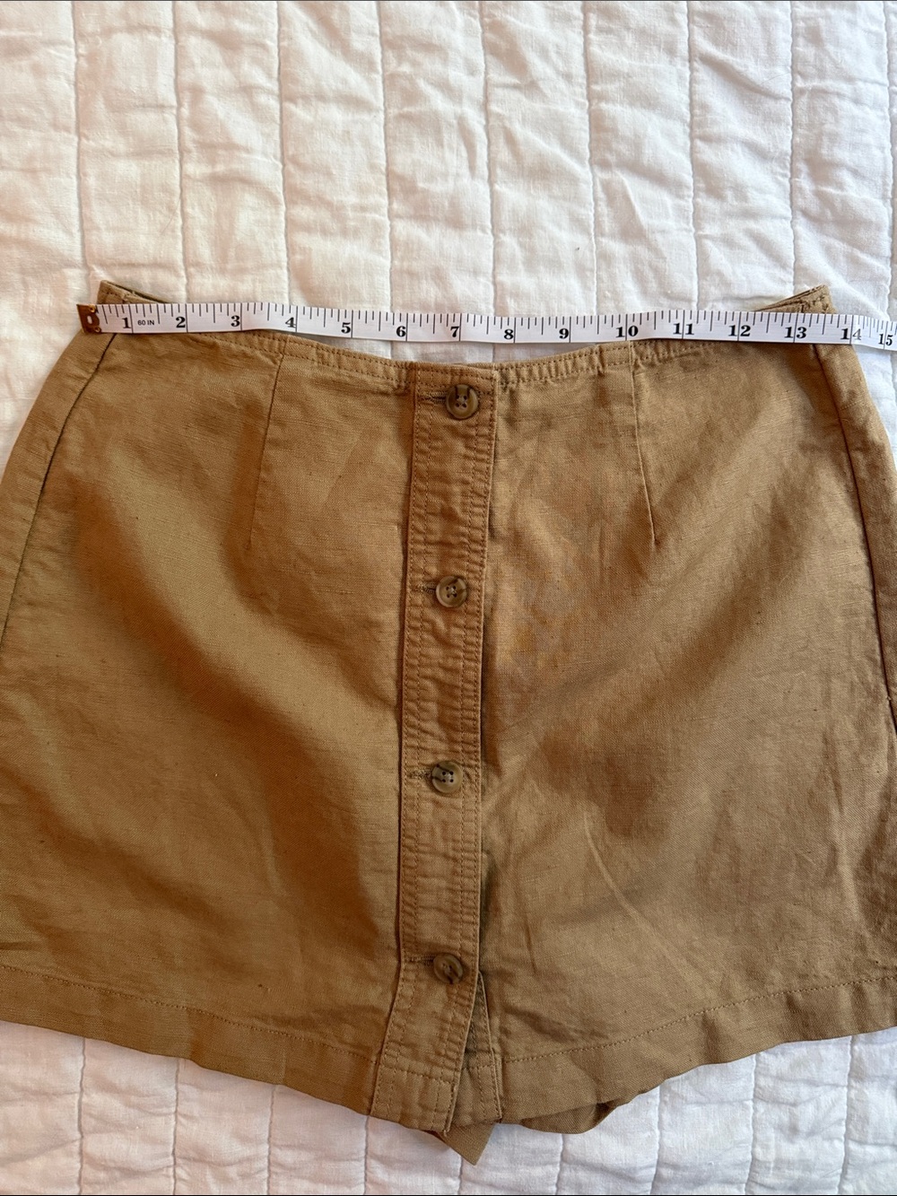 GAP Button-Front High-Rise Linen/Cotton Blend Skort in Khaki - Picture 2 of 7